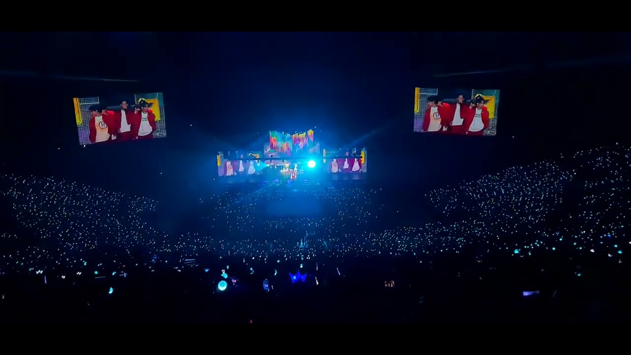 SEVENTEEN MANSAE | Left & Right  in Philippine Arena #seventeen #carat