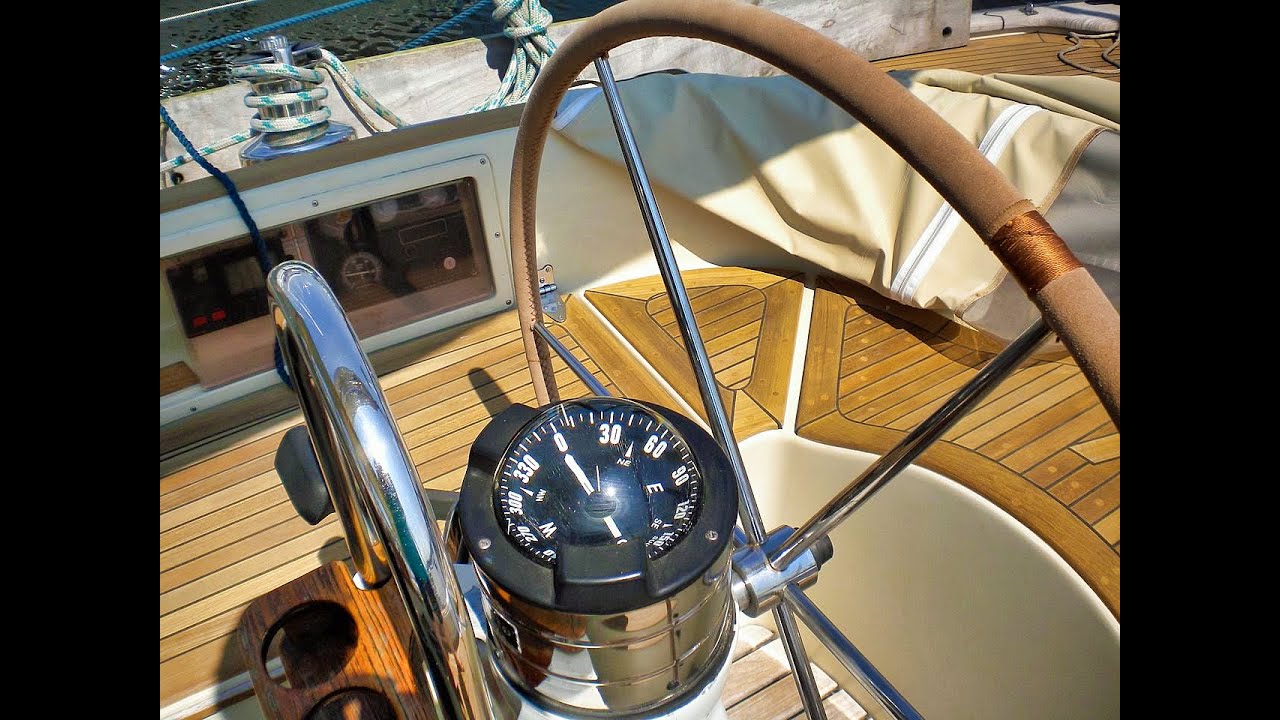How to Undock Your Boat in High Winds