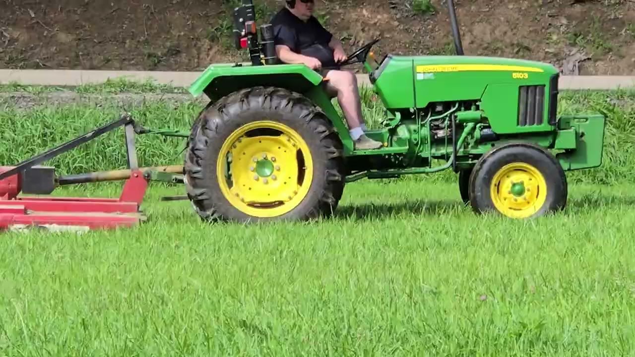 Doing Some Brush Hogging with the JD 5103
