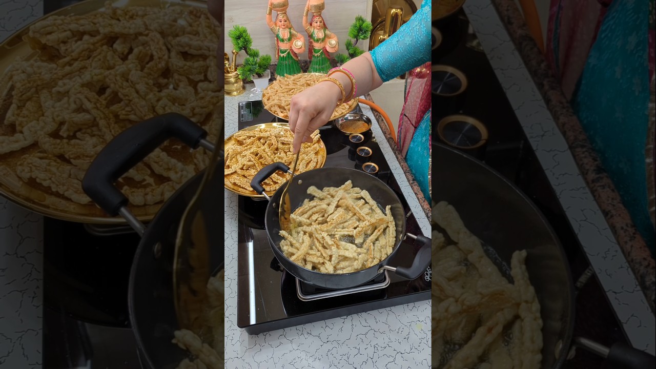 Crispy Poha Kurkure Most Easiest Snacks | पोहा के कुरकुरे #kurkure #snacks #geetascooking