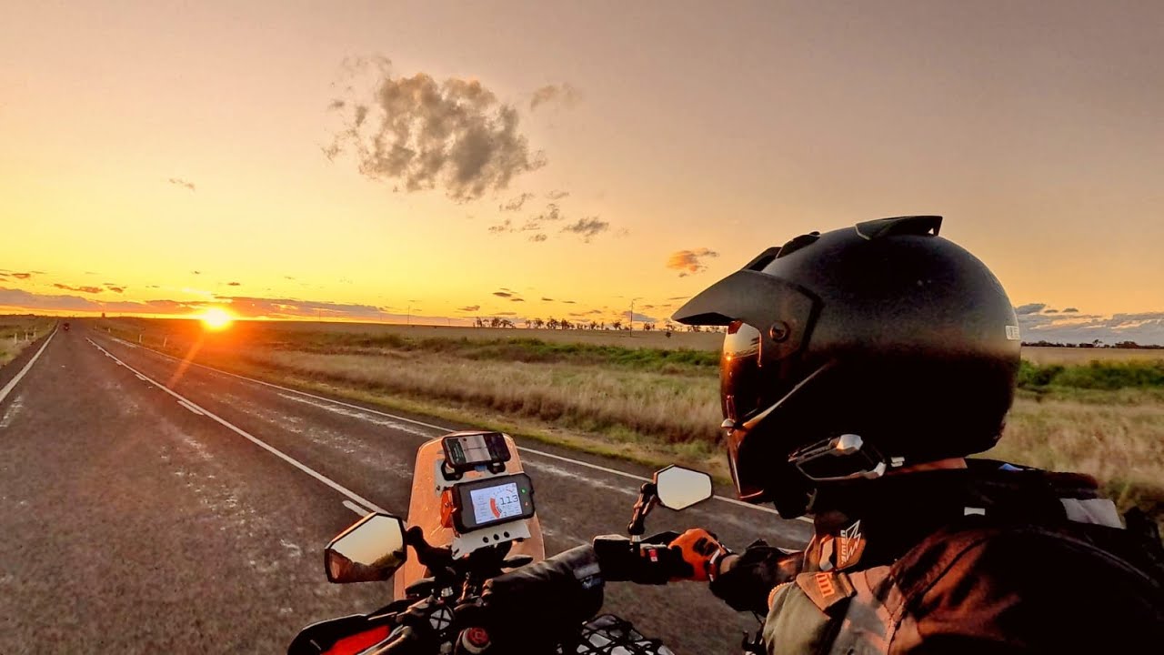 Can I ride my KTM 890 Rally up BIG RED? Simpson Desert