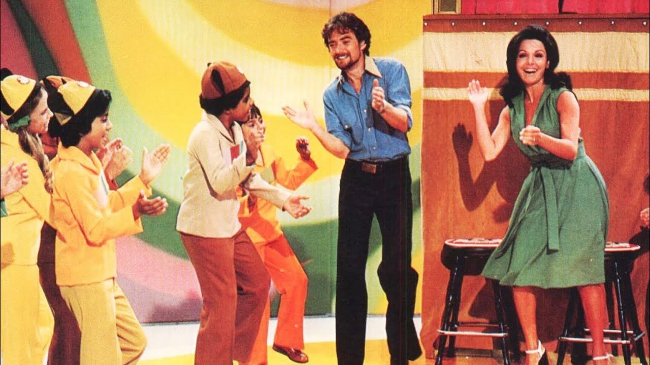 1977 New Mickey Mouse Club (S1 Ep3) – “Sing & Dance” with Annette and Tim
