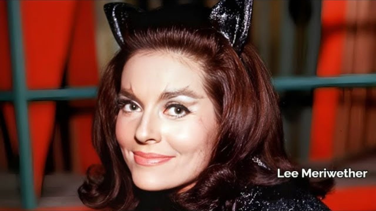 Lee Meriwether In G-Strlng Photos Leave Little To Imagination..Take a look
