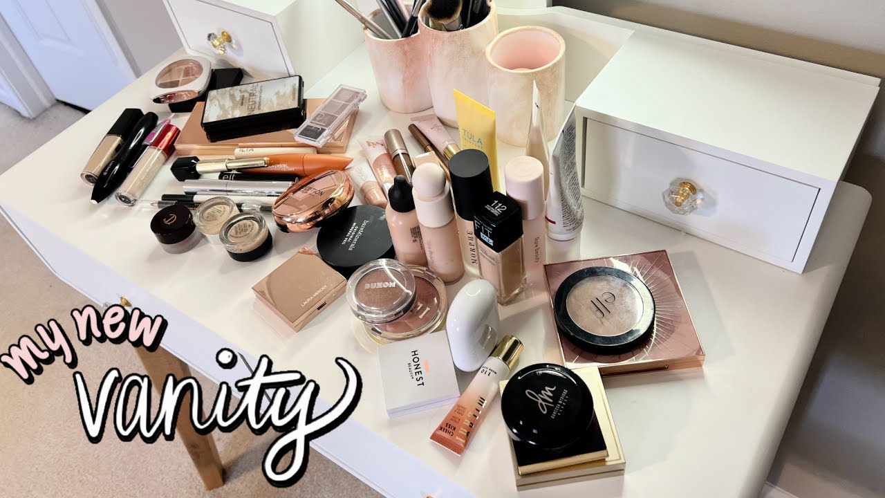 my new VANITY: tour & makeup organization (bought on Amazon!!)