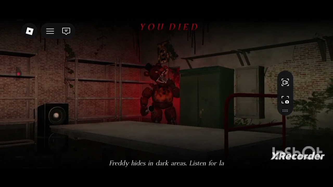 Jugando five nights at Freddy's jente