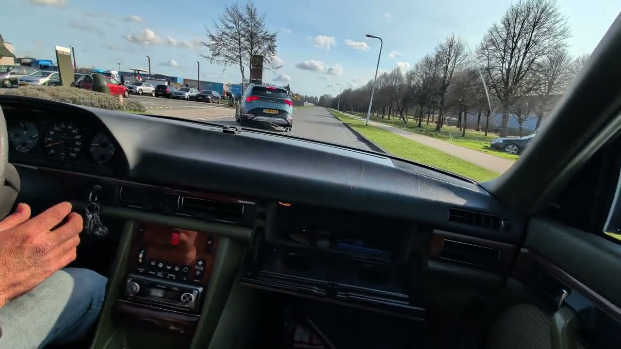 W126 life.sunday asmr Driving (drive her dry)