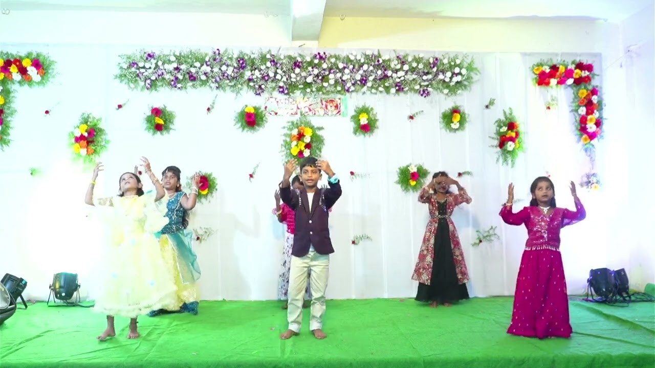 దివిలో వేడుక ఊరంతా పండుగా / Children's Dance Preperformance Christmas 2024