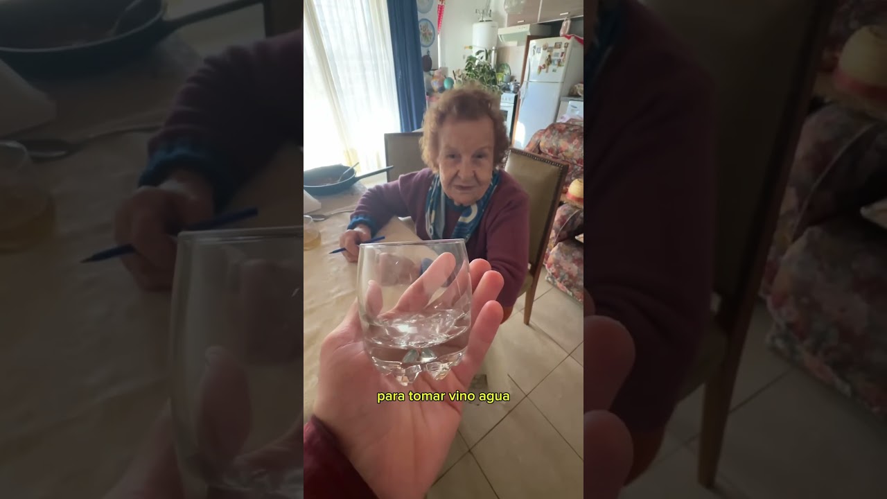 El mueble de mi Nonna #nona #humor #fypシ #comedia #familia #parati