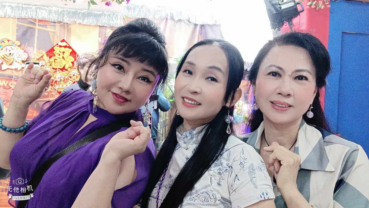 「小白兔唱歌频道」正在米英月度金曲之夜直播