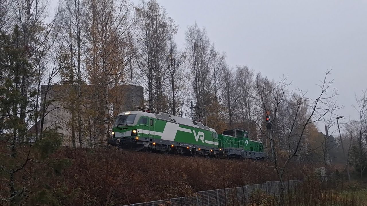 Vähän erikoisempia junia 2