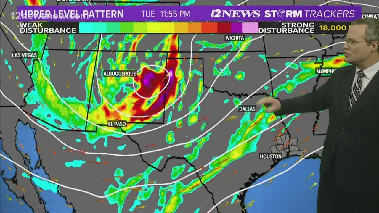 Severe weather possible over Beaumont | Meteorologist Patrick Vaughn walks you through the threat