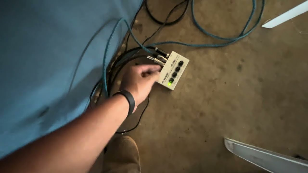 Sistema de Fone de Ouvido Simples e Barato | Método para igrejas Pequenas