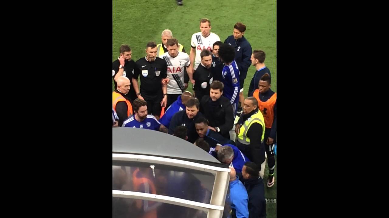 Diego Costa vs Micheal Vorm