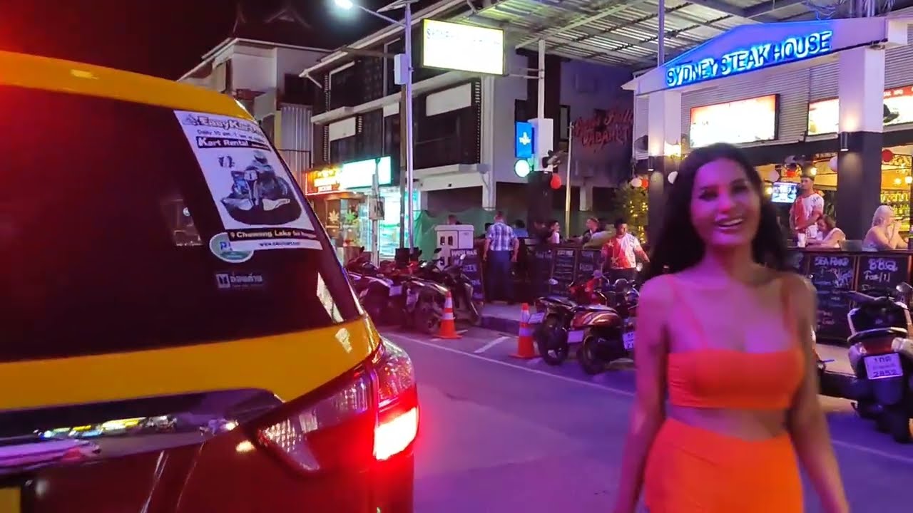 Full Tour of Chaweng Beach Road Nightlife in Koh Samui Thailand