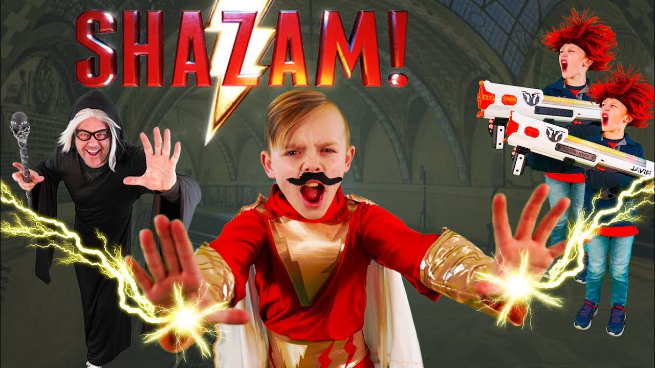 Битва супергероев Shazam в реальной жизни! Суперсилы Шазама против сумасшедших близнецов!