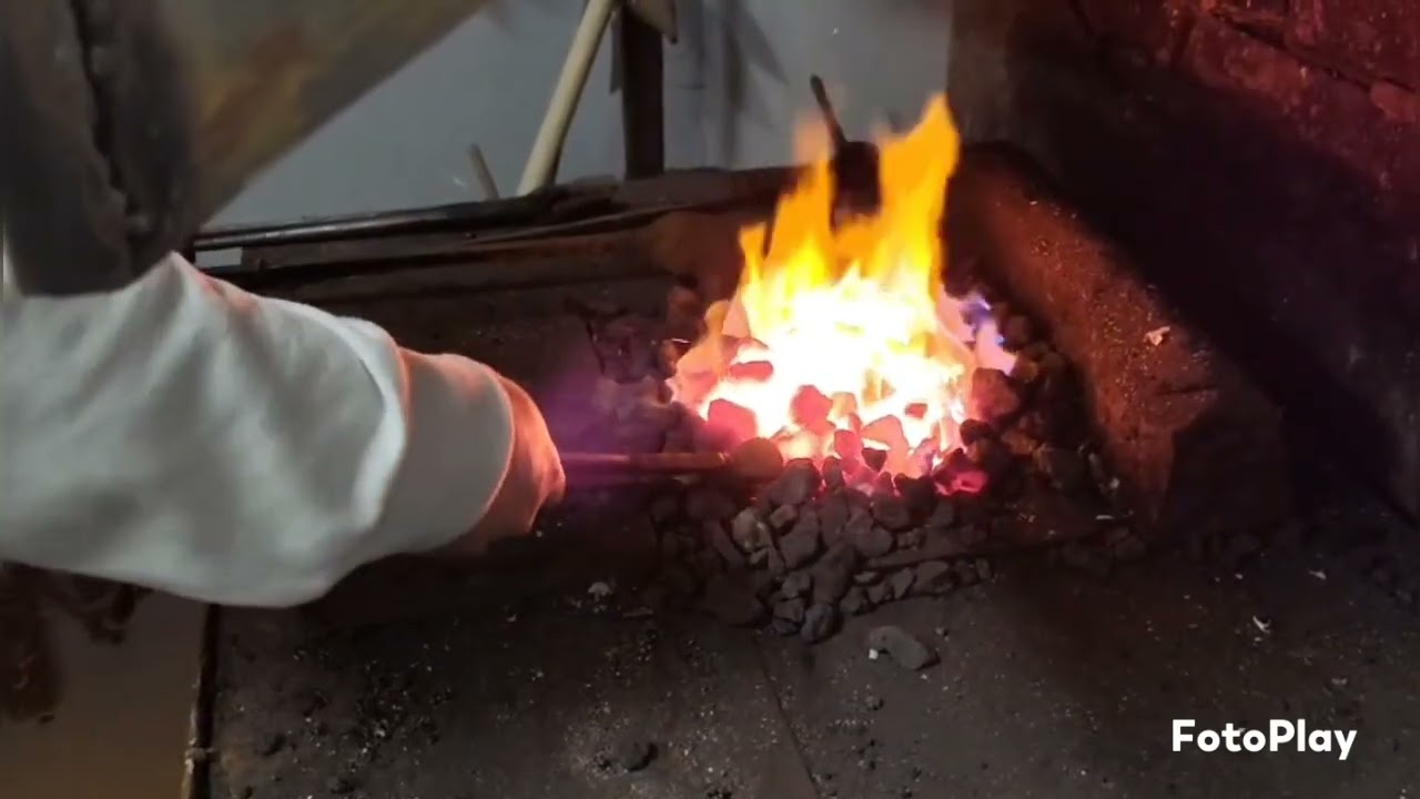 Wie man einen Flaschenöffner schmiedet. How to forge a bottle opener