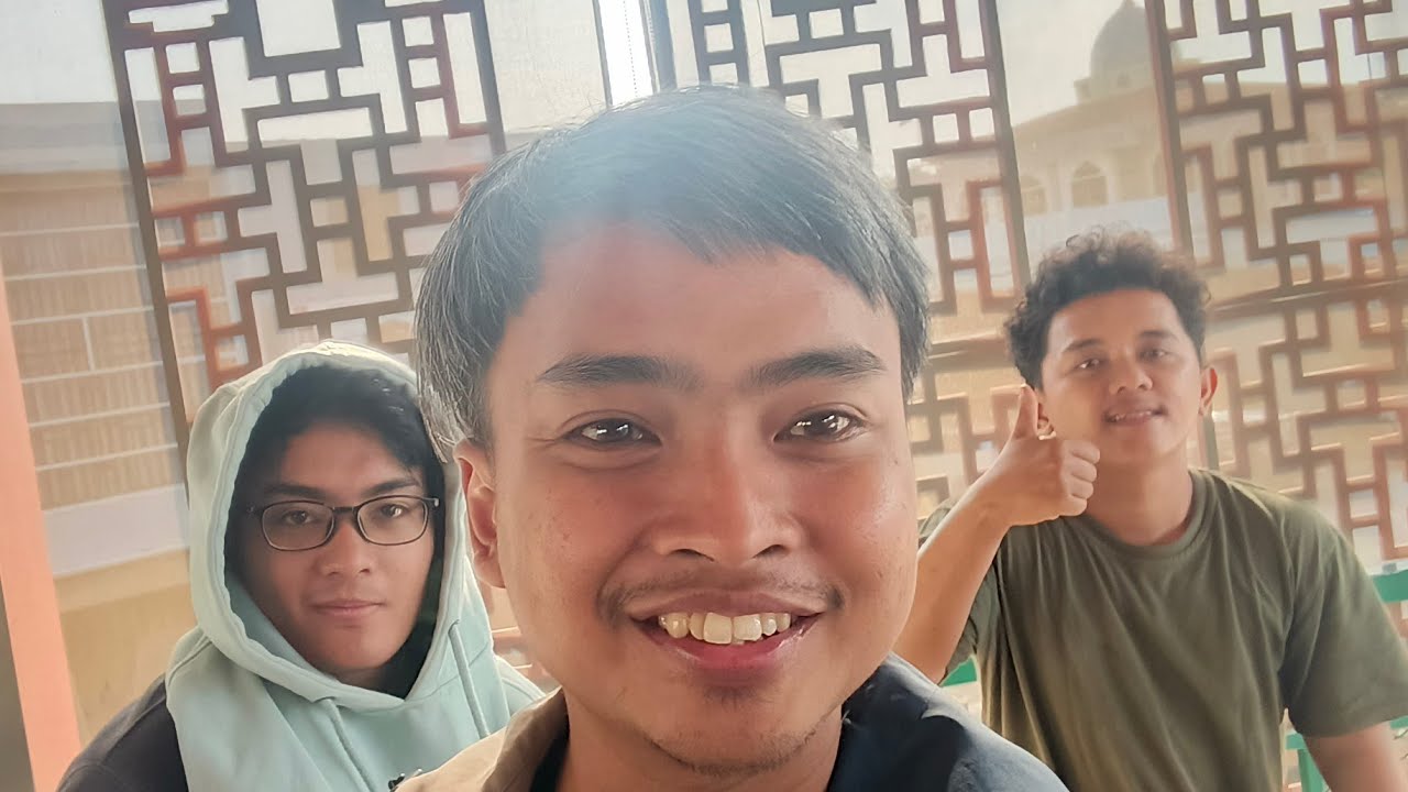 Ayo makan 