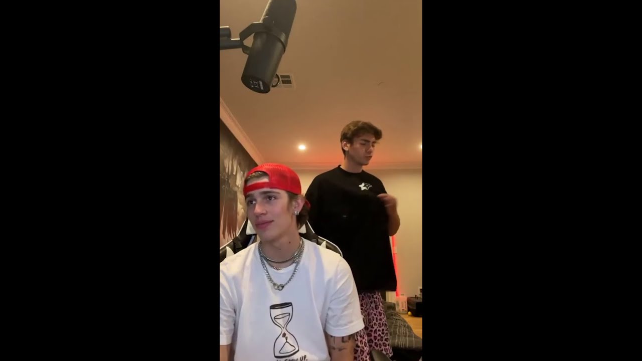 Vinnie Hacker Instagram Live | 14th February 2021 @vinniehacker1702