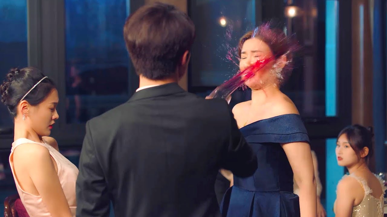 🫧灰姑娘酒会上被前经纪人刁难，霸总护妻直接泼她一脸红酒！|幻梦情缘 Beyond Romance 🍨撒糖LIVESweetLIVE🍨