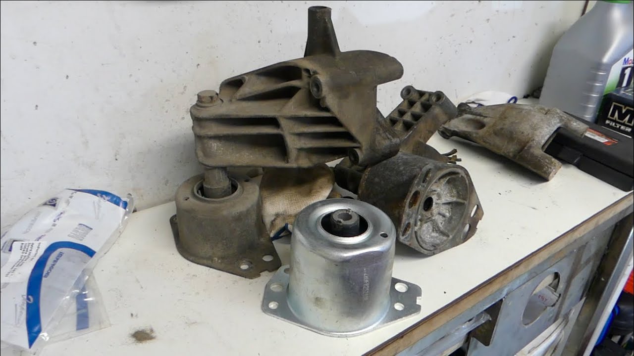 Alfa romeo 147-156 motortartó bak csere