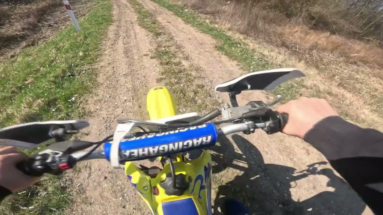 Suzuki rm 85 złożone po p&oacute;ł roku leje się z gaźnika i wycieka płyn chłodniczy