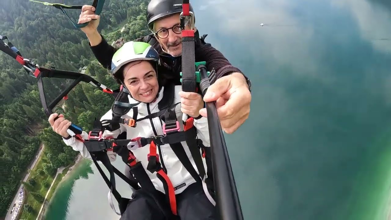 Parapendio con acrobazie Molveno 01/06/2025