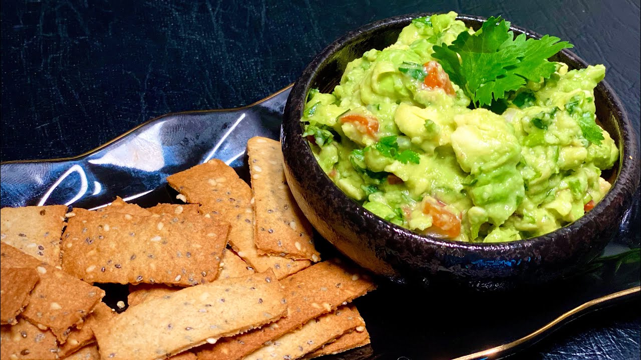 Chia Seeds Chips - How to Make Fresh Homemade Guacamole - Easy Guacamole Recipe