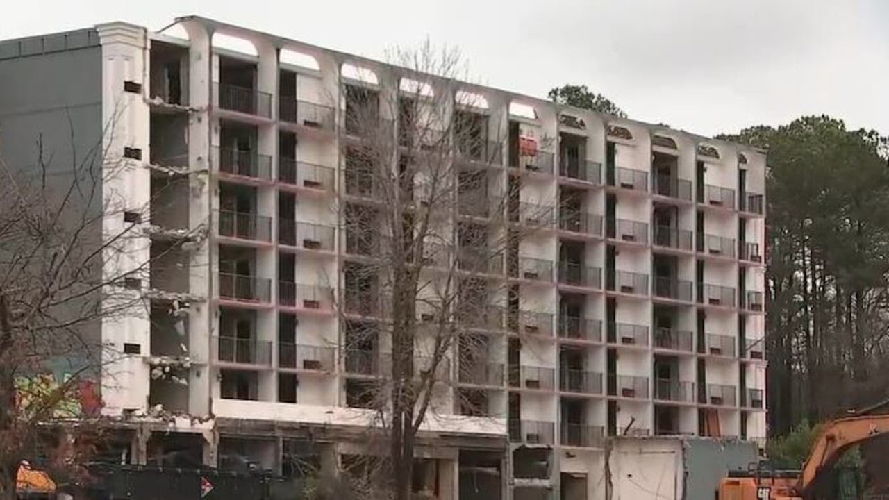 Crews demolish hotel as part of revitalization effort on Fulton Industrial Boulevard
