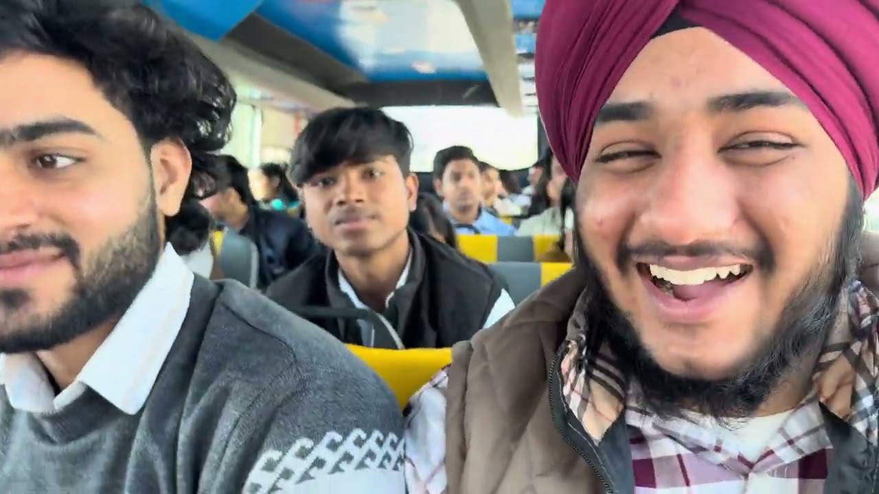 Karam karne jata hu kaand hojata 😭