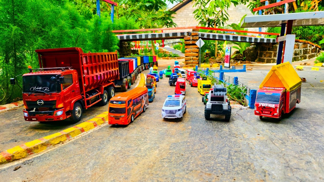WOW !!! Mobil Truk Tronton Rc Panjang Bongkar Mobil Mobilan Truk Mixer, Truk Molen, Bus Telolet 