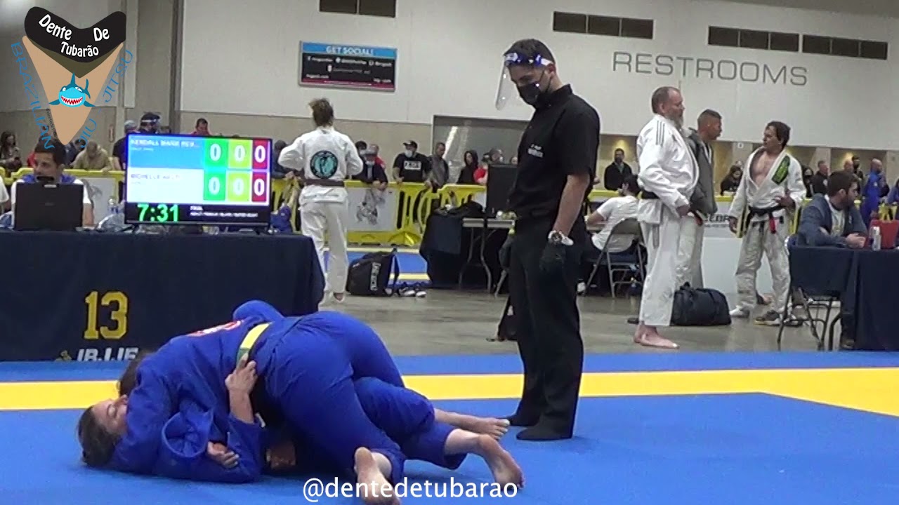 IBJJF Houston Open 2021 - Kendall Marie Reusing vs Michelle Welti