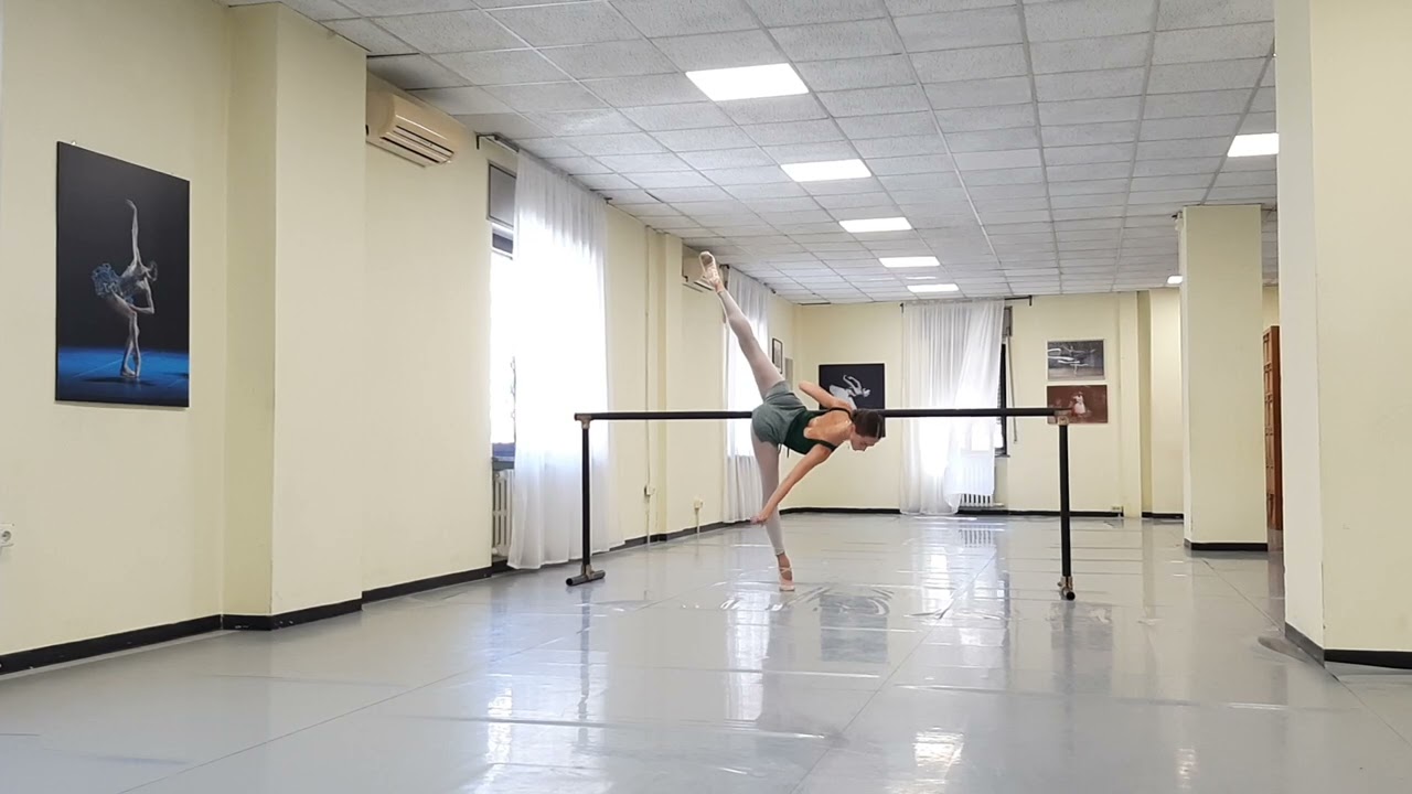 Ballet class with Camilla Mazzi
