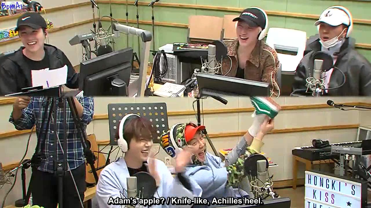[ENG] 170412 HongKiRa Winner of Winner Game Cut 홍키라 위너 퀴즈 대결