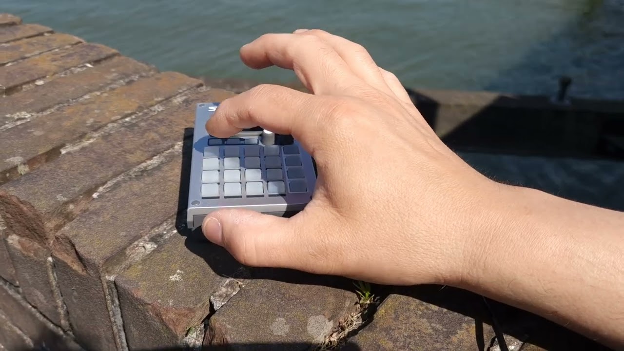 PO33 KO lofi boombap jazzy sample chops