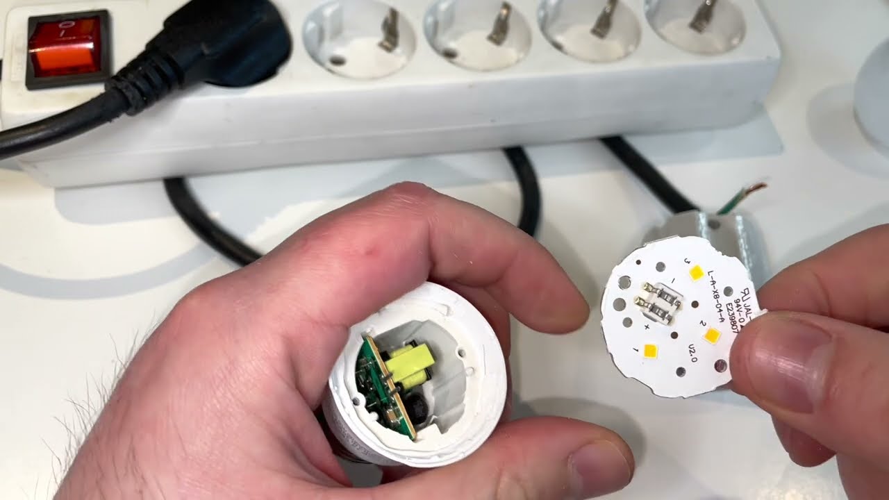 Defecte LED lamp repareren (&agrave;la Showroom)