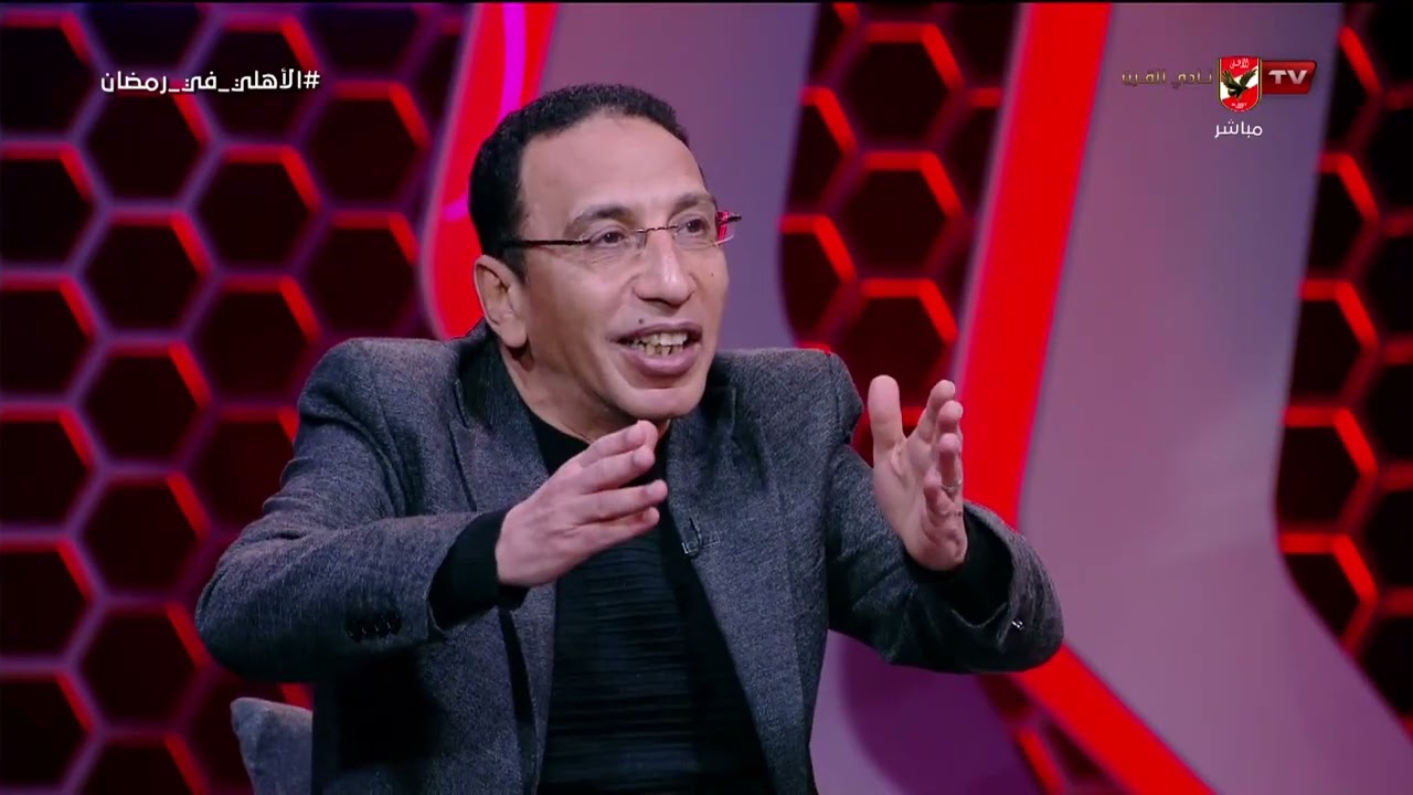 عبدالحكيم أبوعلم وعلاء عزت وكواليس لأول مرة عن أجواء الرحلات الأفريقية مع الأهلي في رمضان