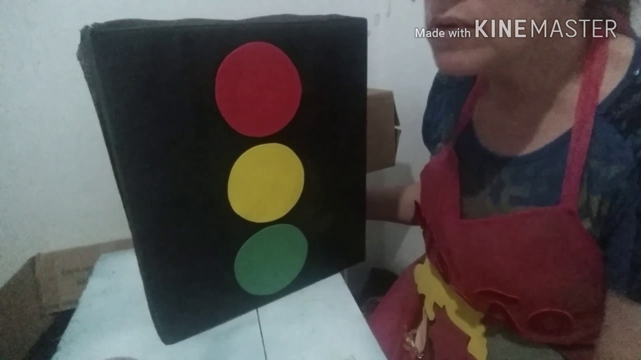Pare pense e siga Jesus. Decoração  semáforo.