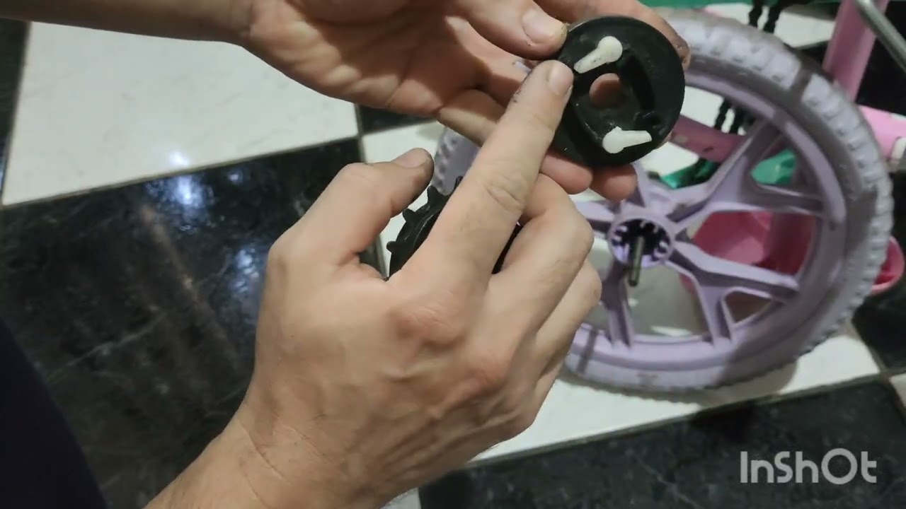 Como trocar catraca de plástico bicicleta infantil 