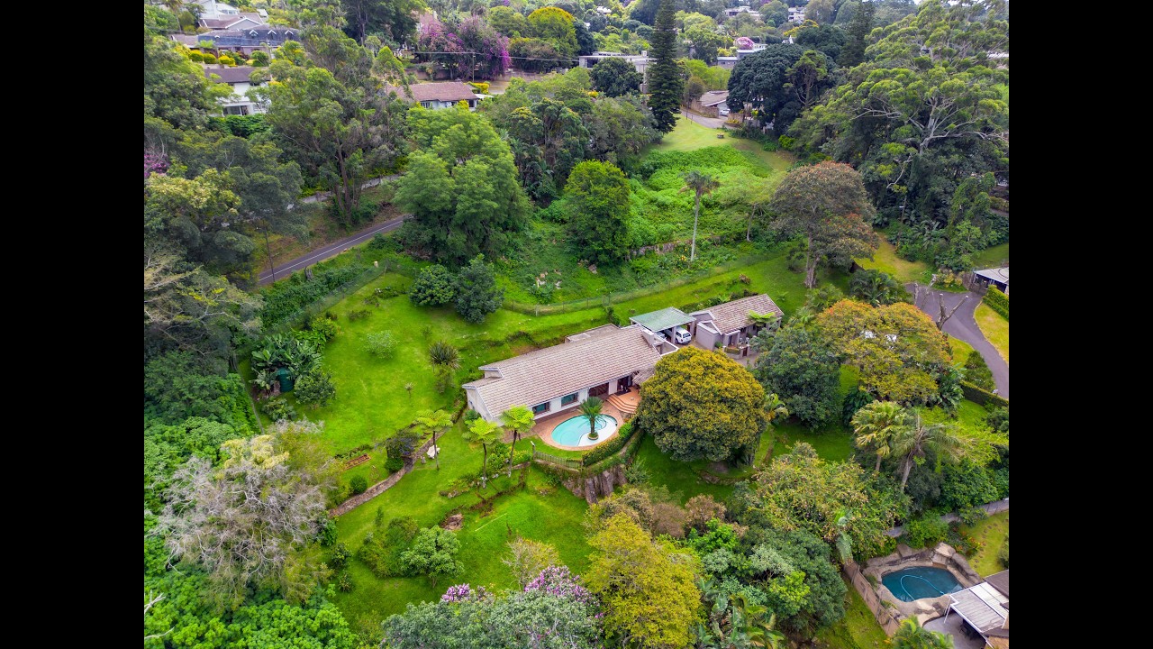 Kloof | Stunning Home With 2 Cottages