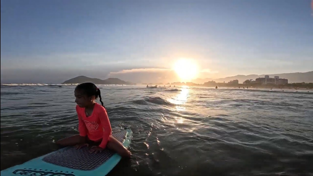 Surfe fim de Tarde com a nova Geração em Bertioga