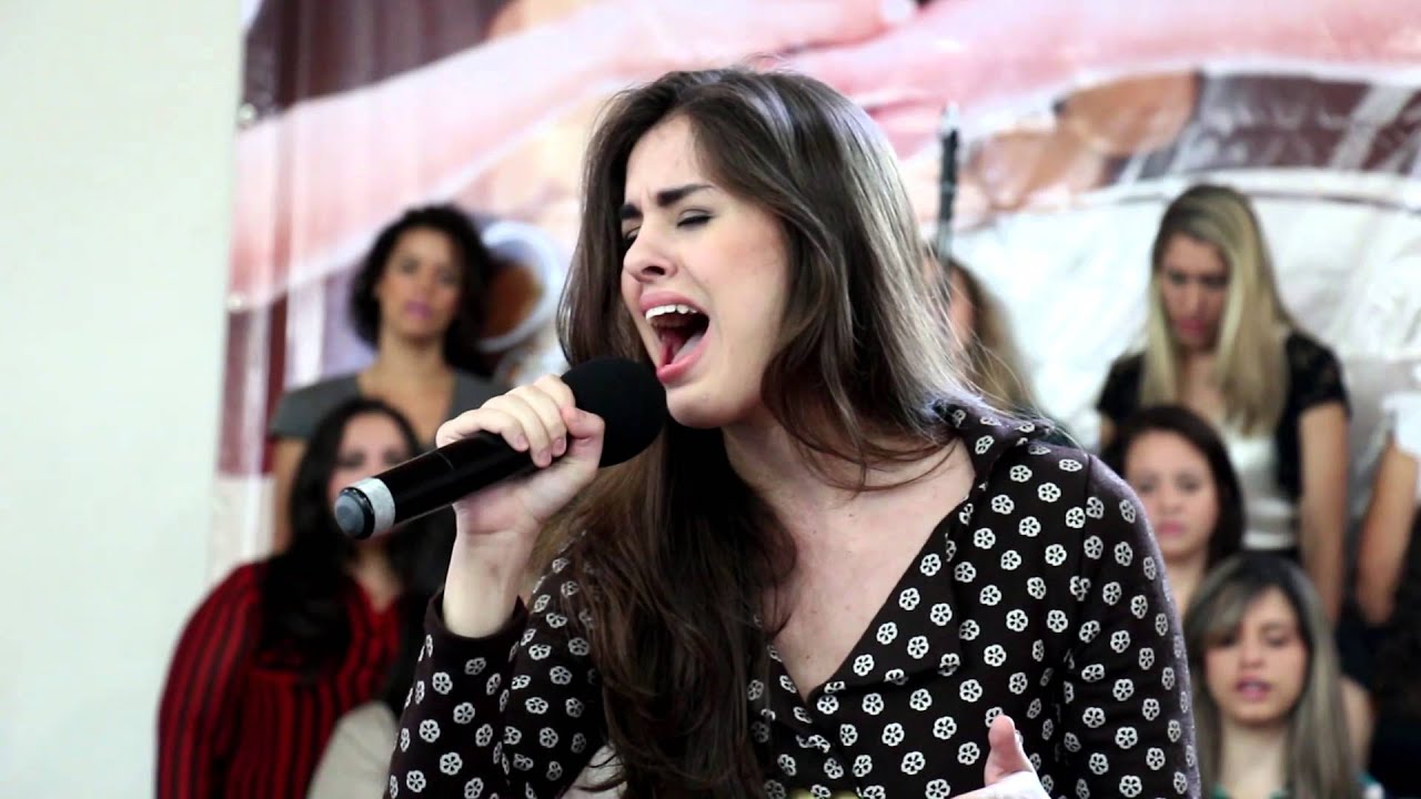 Coro Jovem - E ao olhar pra Cruz