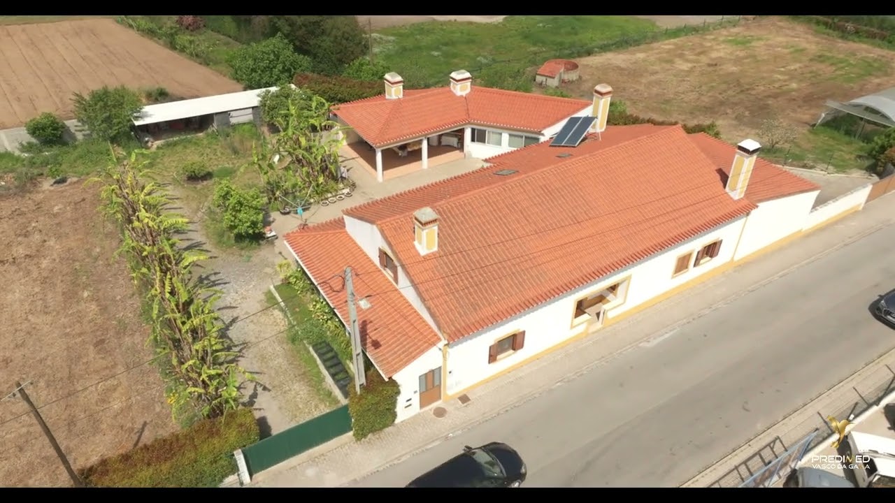 Moradia com terreno perto da Zambujeira do Mar
