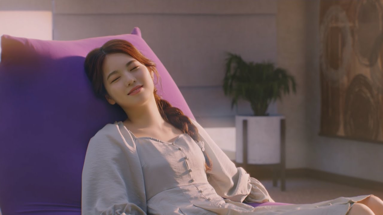 【NiziU×Yogibo】1日限定でオンエアされた幻の105秒CM