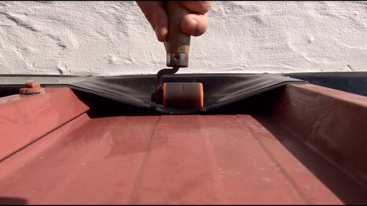 EFFISUS BOND FT - The solution for flashing details on metal roofs