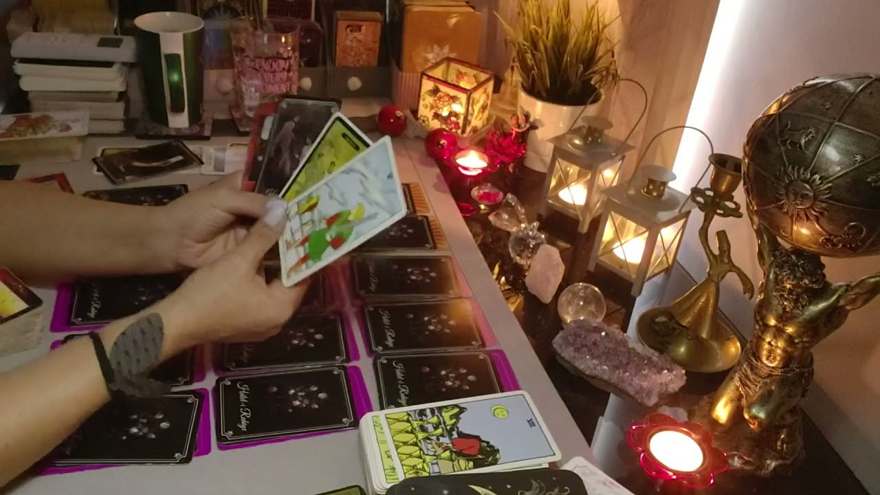 O Üçüncü kişi ve Seninle İlgili Ne düşünüyor?Ne hissediyor? Ne yapmayı Planlıyor?🔮 💔 🔮