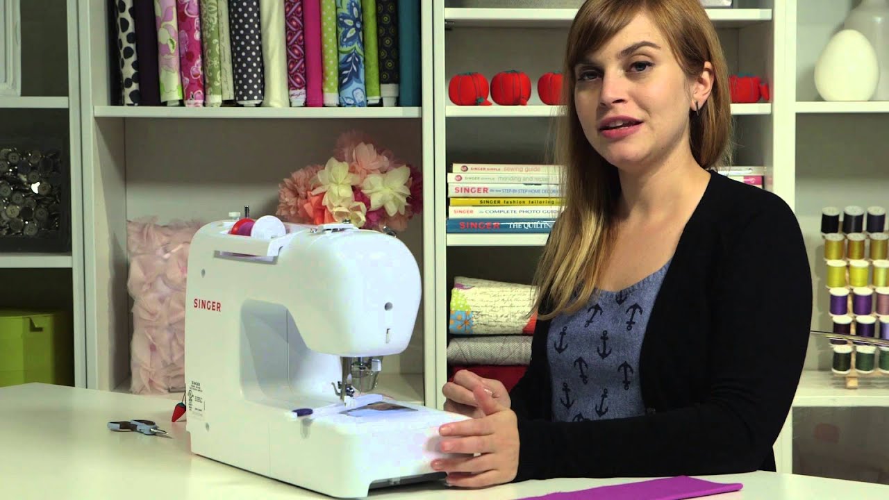 SINGER® PROFESSIONAL™ 9100 Sewing Machine - Buttonholes