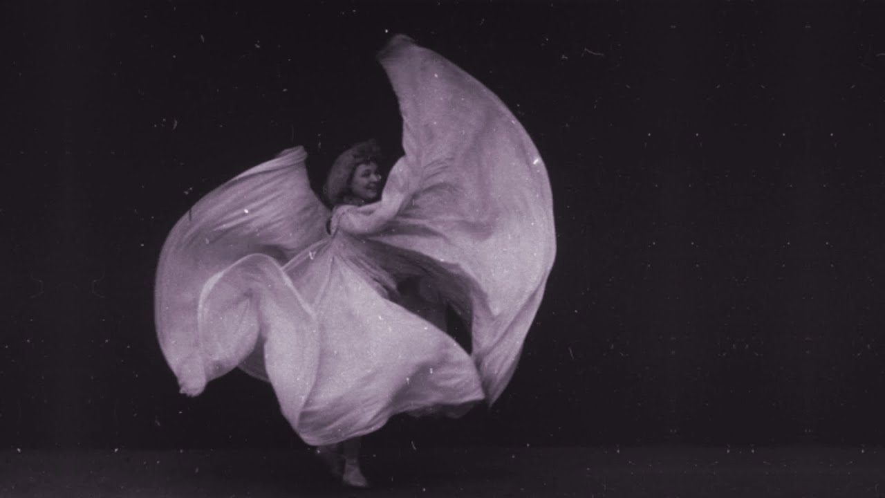 Danse Serpentine par Bob Walter (1897) Alice Guy