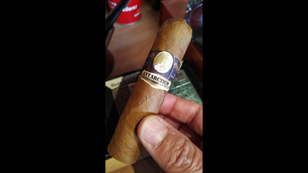 Antarctico Habana 2000 Petit Robusto