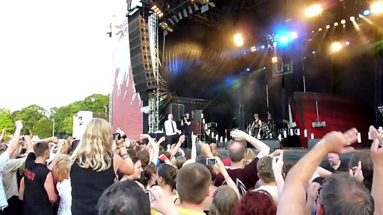 Unheilig - Geboren um zu leben (MTV Campus Invasion 2010)