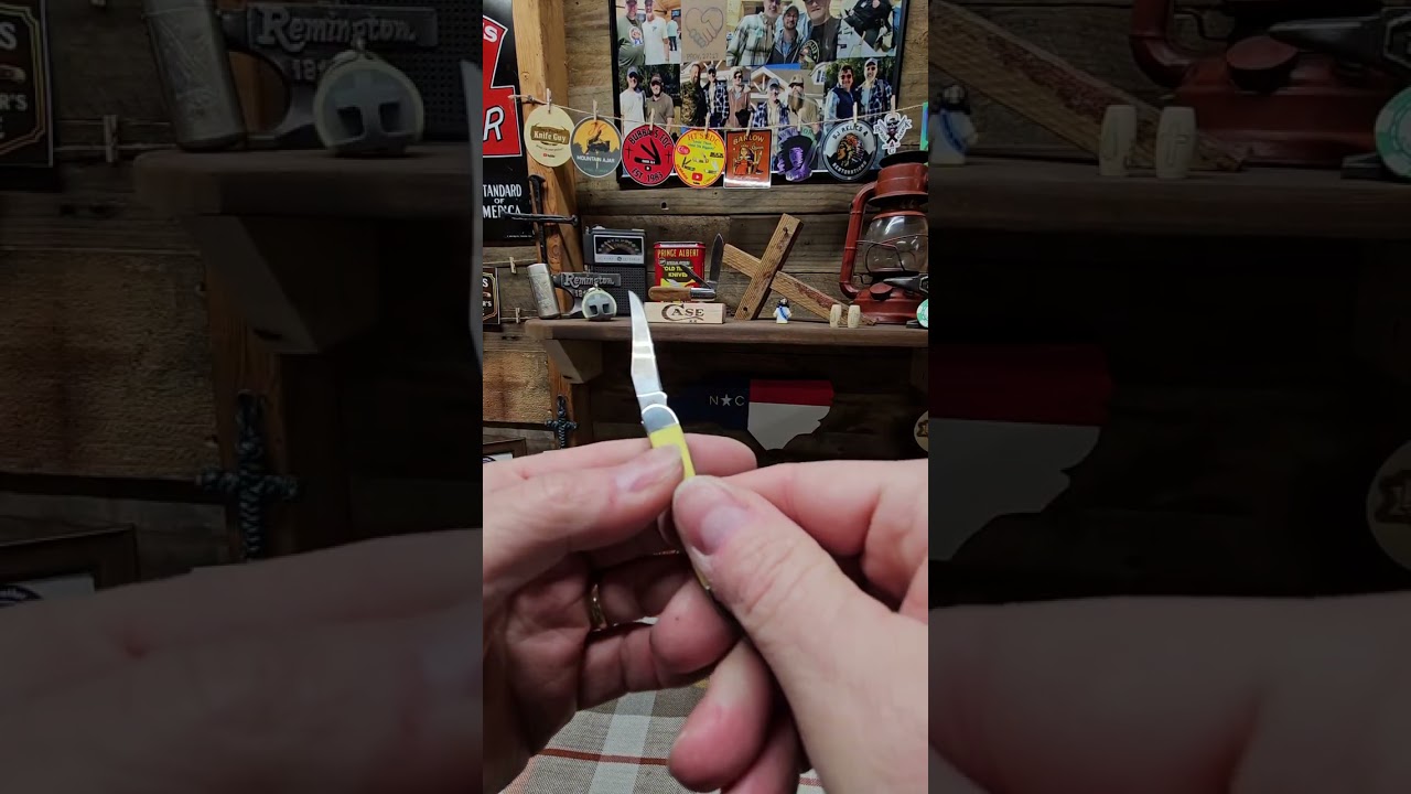 Friday #whatyatotin #classictoothpick @NewAgainKnifeReviews @ThatPocketKnifeGuy 